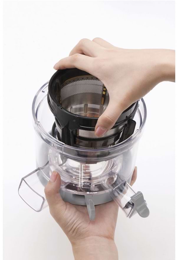 Фото - Соковыжималка шнековая Smeg SJF01RDEU