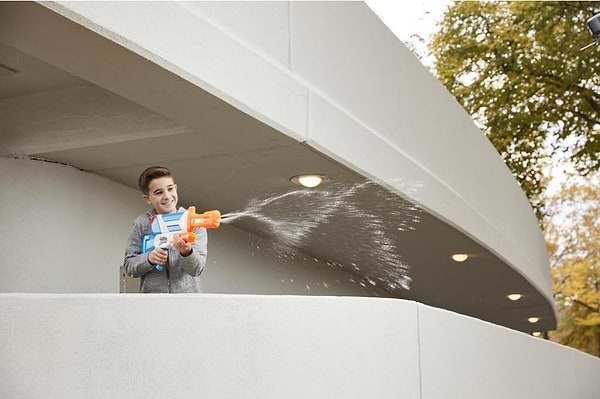 Фото - Водяний бластер
 Hasbro NERF SUPER SOAKER TWISTER (F3884)