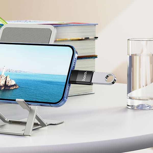 Фото - Перехідник HOCO UA17 iP Male to USB female USB2.0 adapter Black (6931474761989)