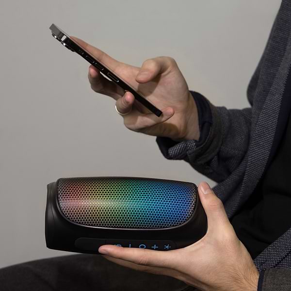 Фото - Портативна акустика Proove Nova 10W (APP) black (PDNW10001AP01)