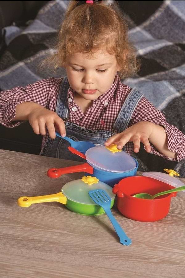 Фото - Сюжетно-рольова гра. Посуд Tigres Набір столовий "Ромашка" 10 ел. (39142)