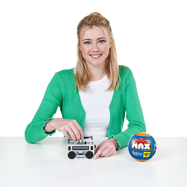 Фото - Пластиковий конструктор ZURU у капсулі MAX серії Retro S1 – КАСЕТНИЙ МАГНІТОФОН (83185DGQ8)