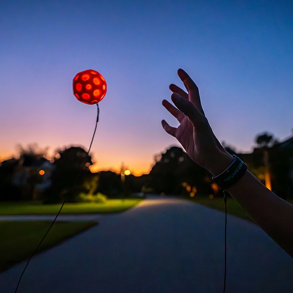 Фото - Ігровий м’яч Waboba ball 331C04_A LED RED (840001933101)