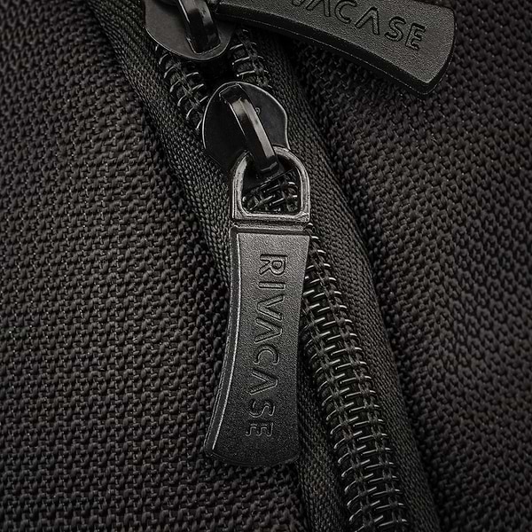 Фото - Рюкзак для ноутбука RIVACASE 8460 (Black) 17''