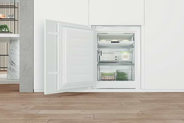 Фото - Холодильник вбудований Whirlpool WHC20T593