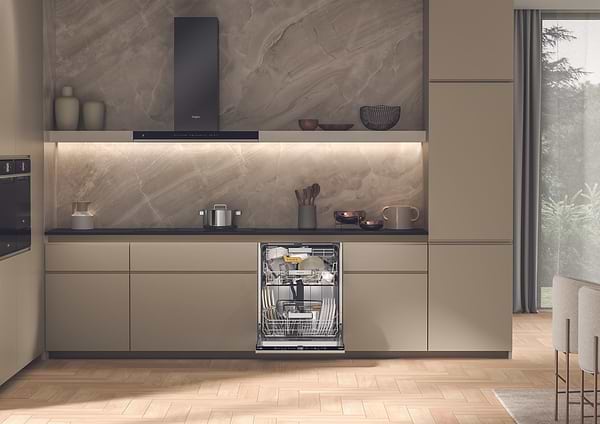 Фото - Уценка - Посудомоечная машина встраиваемая Whirlpool W8IHF58TU