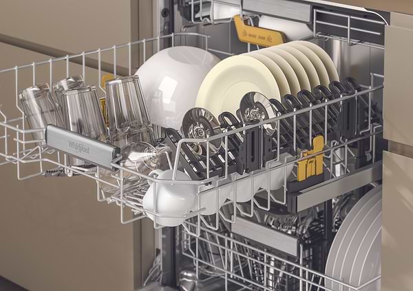 Фото - Посудомоечная машина встраиваемая Whirlpool W8IHP42L