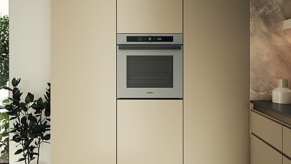 Фото - Уценка - Духовой шкаф Whirlpool WOI4S8CM1SEA