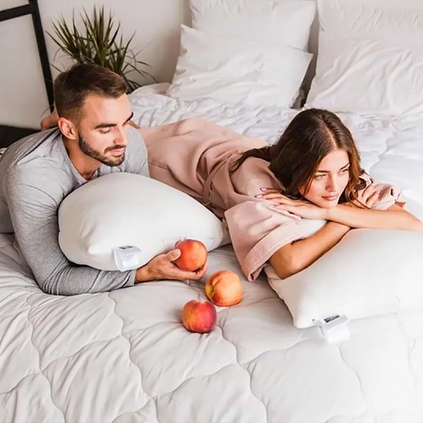 Фото - Подушка стандартна MirSon №812 Julia 3M Thinsulate Hand made 70х70 см (2200003197266)