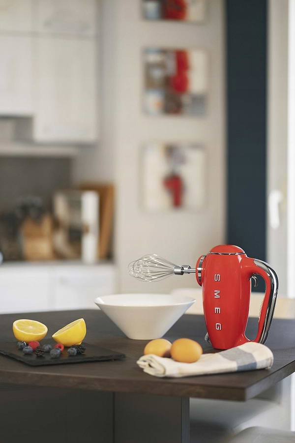Фото - Миксер Smeg HMF01RDEU Red