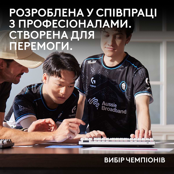 Фото - Миша бездротова ігрова Logitech G PRO 2 LightSpeed Wireless Gaming Mouse White (910-007302)