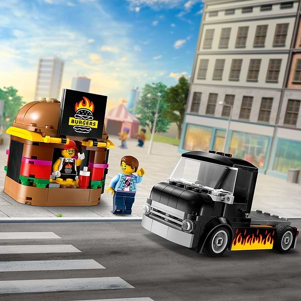 Фото - Конструктор LEGO City Вантажівка з гамбургерами (60404)