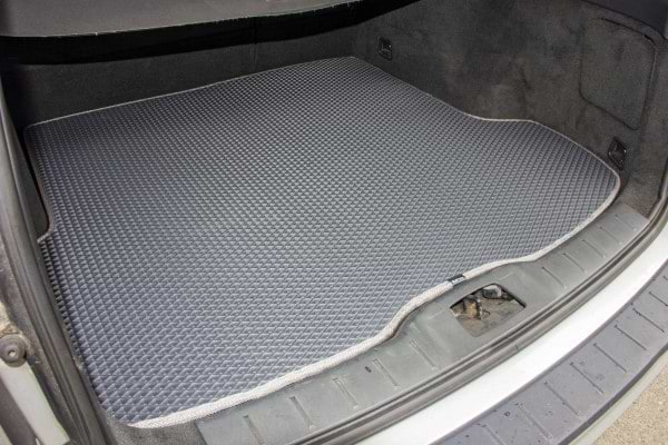 Фото - EVA коврик в багажник авто EVAtech для V50 Volvo 2004-2012 1 поколение Combi EU (VV1903B1RGB)