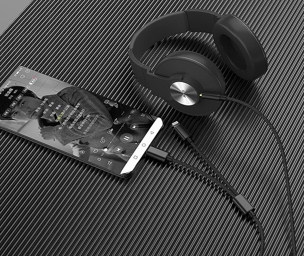 Фото - Кабель синхронизации данных XOKO MH-232  AUX 3.5 мм -USB Type C - Lightning (XK-MH-232)