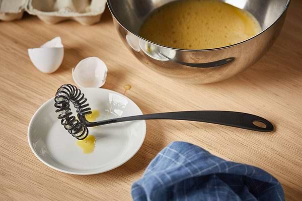 Фото - Вінчик Fiskars Essential 35,5 см (1065596)