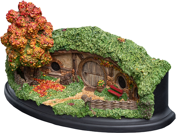 Фото - Коллекционная фигурка Lord of the Rings 18 Garden Smial Hobbit Hole Environment 18,7 см (871004153)