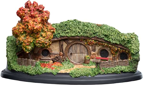 Фото - Коллекционная фигурка Lord of the Rings 18 Garden Smial Hobbit Hole Environment 18,7 см (871004153) Фото - Коллекционная фигурка Lord of the Rings 18 Garden Smial Hobbit Hole Environment 18,7 см (871004153)