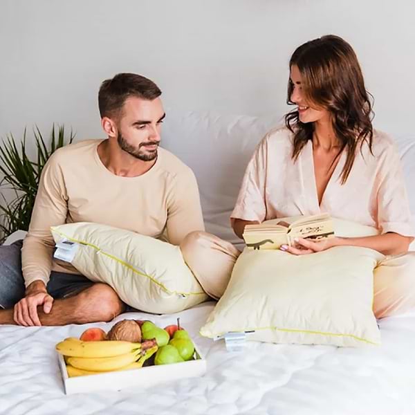 Фото - Подушка стандартна MirSon шовкова 1254 Carmela Silk Kapok Середня 40х60 см (2200001518520)