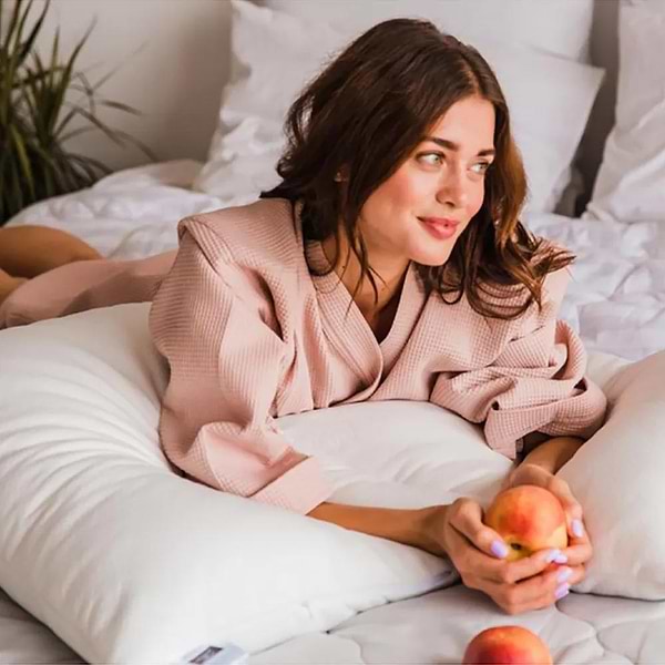 Фото - Подушка стандартна MirSon антиалергенна №761 Julia Eco-soft середня 60х60 см (2200001485969)