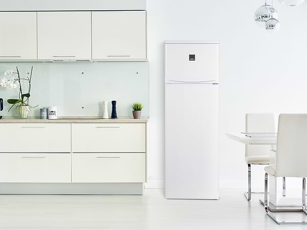 Фото - Холодильник Zanussi ZRT27100WA