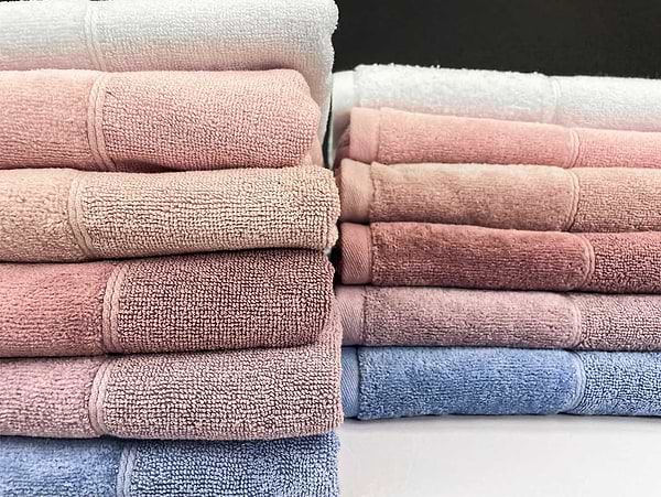 Фото - Полотенце банное GM Textile Миладо кофейное махровое велюр 100х150