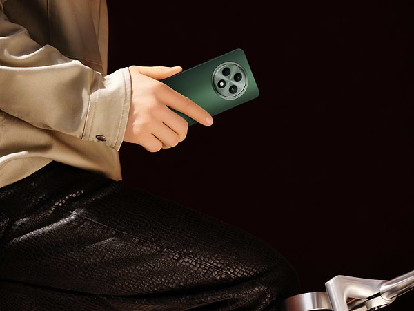 Фото - Смартфон OPPO Reno 12 FS 5G 12/512Gb Black Green