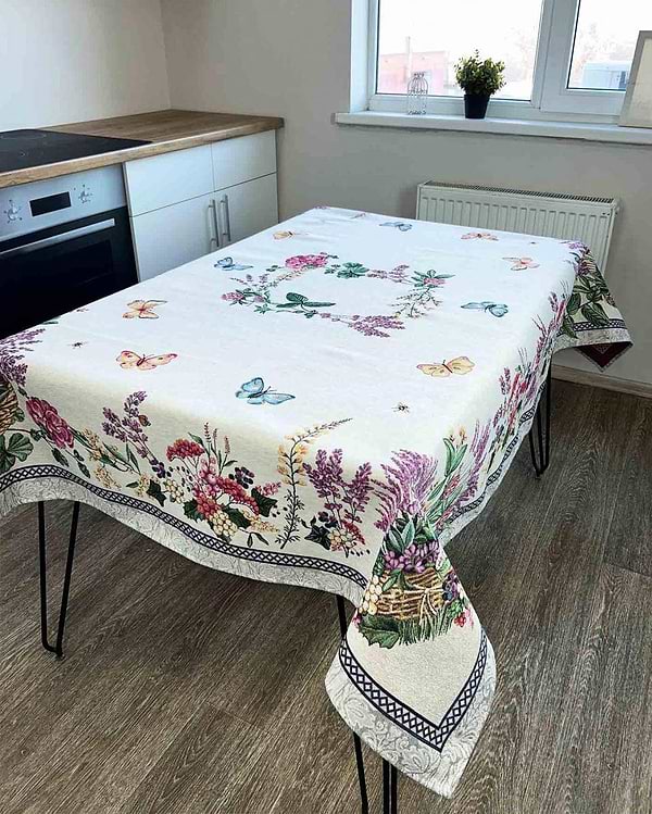 Фото - Скатертина прямокутна Прованс Лавандове поле 135х240 см (026022)