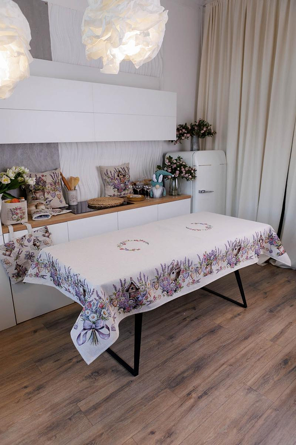 Фото - Скатерть прямоугольная Прованс Лавандовый садик 135х180 см (044170)