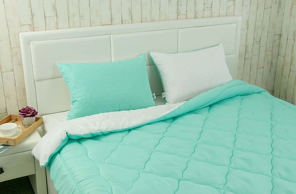 Фото - Одеяло демисезонное полуторное Руно 140х205 (К_321.52СЛ200_Бирюзовый)