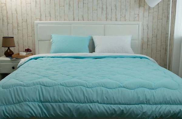 Фото - Одеяло демисезонное двуспальное евро Руно 200х220 (К_322.52СЛ200_Голубой)