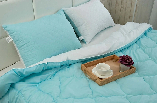 Фото - Одеяло демисезонное двуспальное евро Руно 200х220 (К_322.52СЛ200_Голубой)