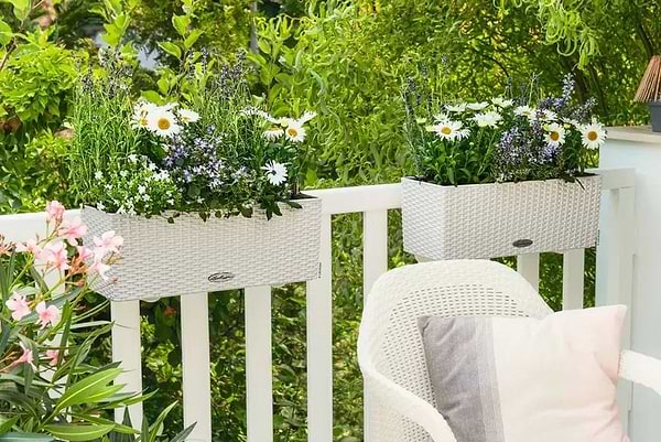 Фото - Вазон Lechuza 50\19\19 Балконера Котедж Белый 15600