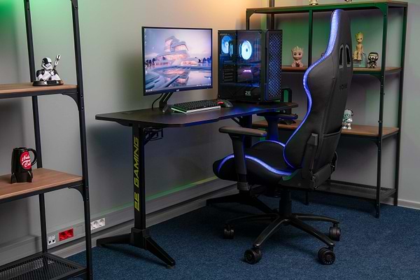 Фото - Стол компьютерный 2E OTOROSHI (2E-GT-OTO-BK)