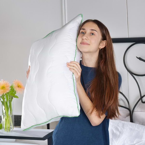 Фото - Подушка стандартна FAM' HOME Алоє вера стьобана, окантована 50х70 (МІС19АV)