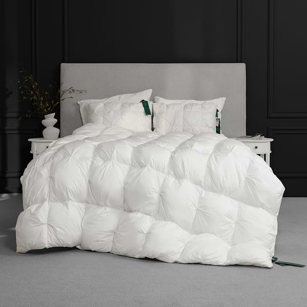 Фото - Одеяло летнее полуторное MirSon Imperial Brilliance 100% пуха 140х205 (2200007209101) Фото - Одеяло летнее полуторное MirSon Imperial Brilliance 100% пуха 140х205 (2200007209101)