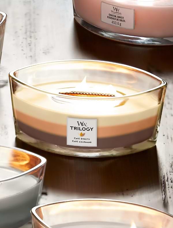 Фото - Свічка скло Woodwick Ellipse Trilogy Cafe Sweets (Кафе солодощів) 453г (76904E)