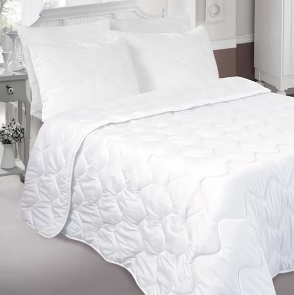 Фото - Одеяло демисезонное двуспальное евро Ярослав стеганое 190х205 "My dream" (48011)