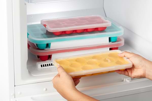 Фото - Форма для льоду Lekue ''зірочки'' Ice&Ice Trays 22х11 см (882425)