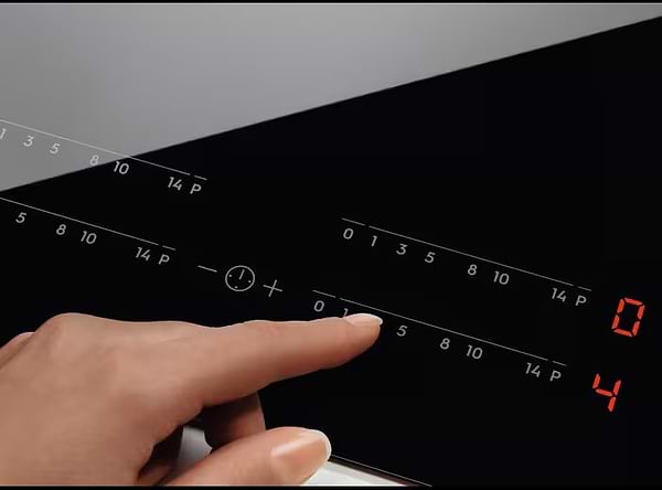 Фото - Варильна поверхня електрична Electrolux EIV644