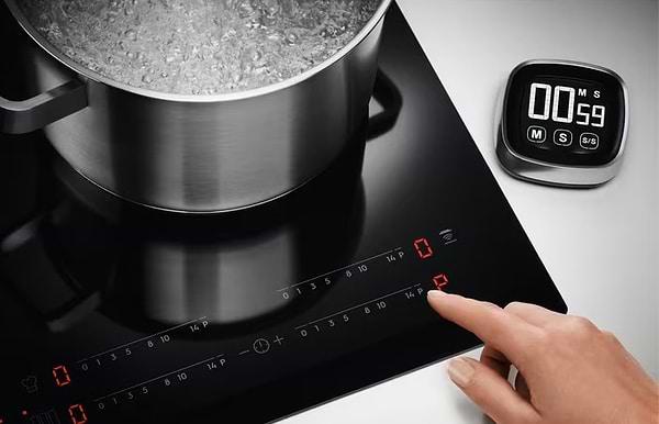 Фото - Варильна поверхня електрична Electrolux EIV644