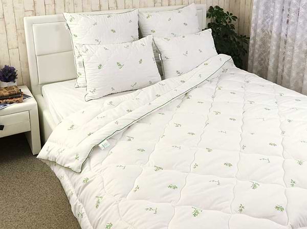 Фото - Набір ковдра євро + 2 подушки Руно 200х220 + 50х70 (925.52_Bamboo Style)