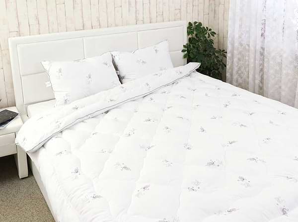 Фото - Набір ковдра євро + 2 подушки Руно 200х220 + 50х70 (925.52_Silver Swan)