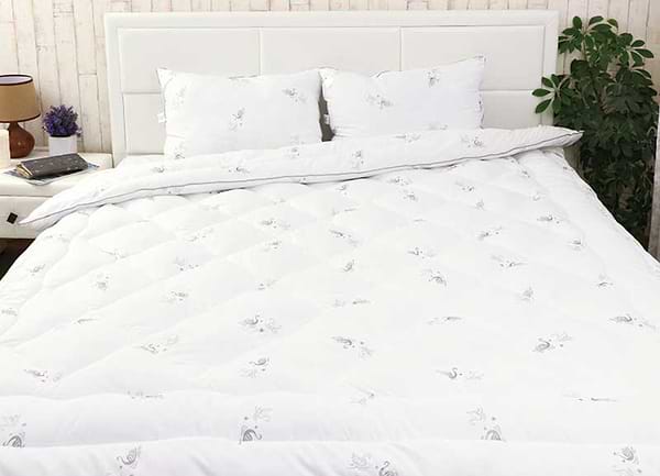 Фото - Набір ковдра євро + 2 подушки Руно 200х220 + 50х70 (925.52_Silver Swan)