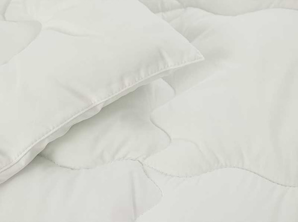 Фото - Набір ковдра євро + 2 подушки Руно 200х220 + 50х70 (925.52_Warm Silver)