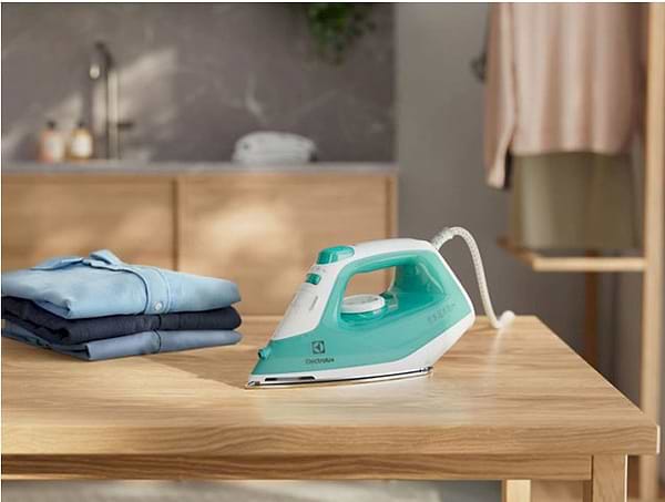 Фото - Праска Electrolux E5SI2-2AM