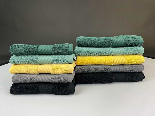 Фото - Рушник для обличчя GM Textile чорний махровий зеро твіст з бордюром 50х90