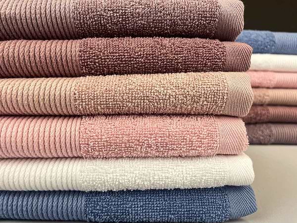 Фото - Рушник для рук GM Textile персиковий махровий з бордюром 40х70