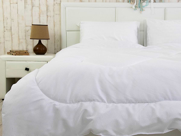 Фото - Одеяло всесезонное полуторное Руно 140х205 силиконовая белая (321.52СЛБ_Белый_1)