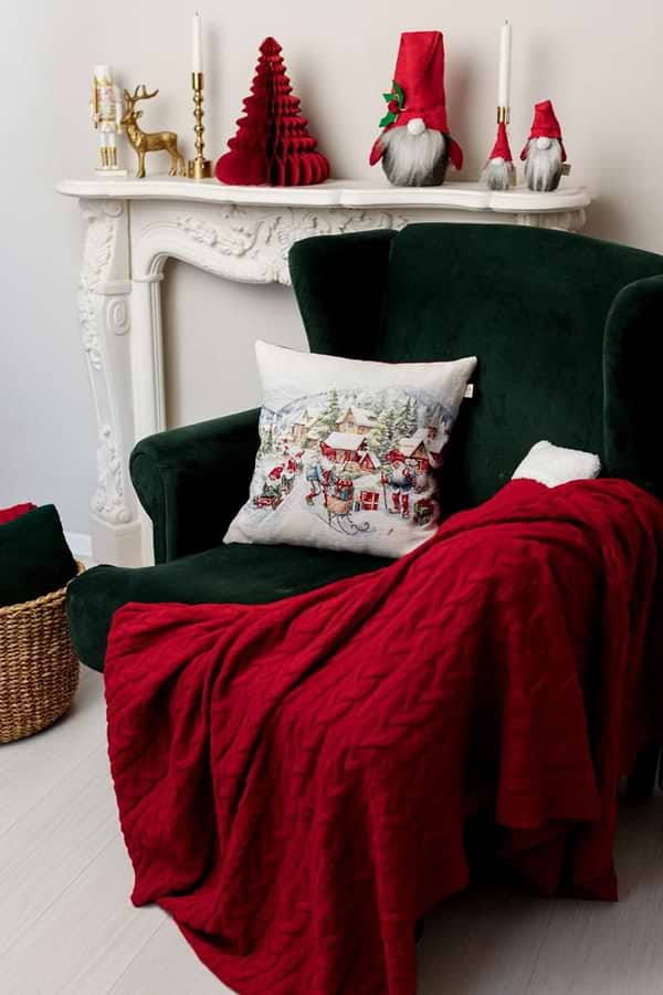 Фото - Подушка декоративная Прованс Снежная зима Салазки 45х45 (037197)