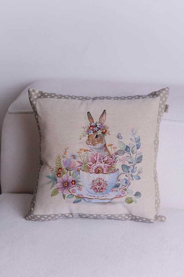 Фото - Наволочка Прованс гобеленовая Очарование зайчиха 45х45см (044276)